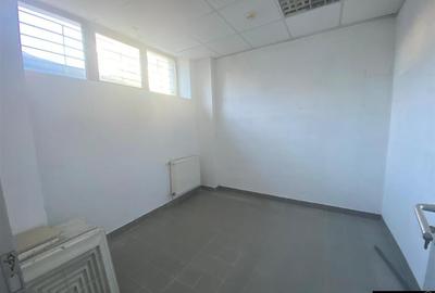 De inchiriat spatiu comercial premium  fost sediu OTP Bank - 8