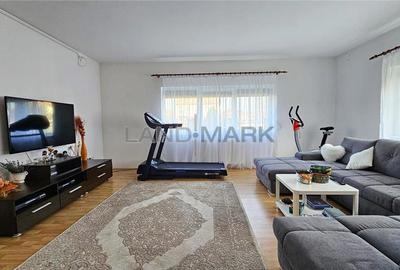 Casă cu Teren 477 Mp în Central - 5