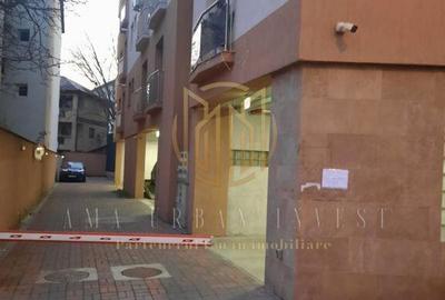 Aleea Fizicienilor 2 B vand loc parcare interior 7000 euro - 1