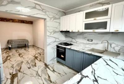 Casă cu 7 camere cu Teren 600 Mp în Central - 9