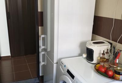 Garsonieră decomandată, mobilată în Titan - 10