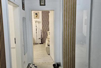 Apartament cu 2 camere decomandat în Apărătorii Patriei - 9