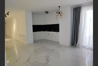 Penthouse cu 5 camere decomandat, mobilat în Nufărul - 16