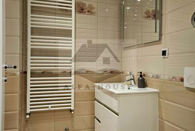 Apartament cu 3 camere, mobilat în Tractorul - 1