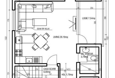 Casă cu 4 camere în Central - 2