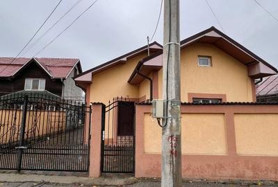 Casă cu 4 camere în Central - 4
