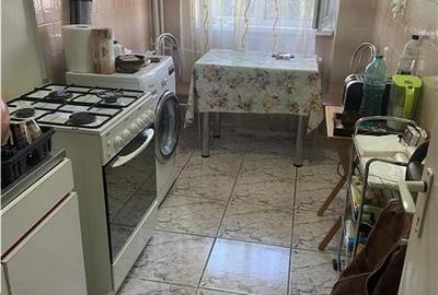 Apartament 3 camere , zona Scoala 10- Sala Polivalenta, et 4/8 , decomandat Apartament 3 camere , zona Scoala 10- Sala Polivalenta, et 4/8 , decomandat - 6