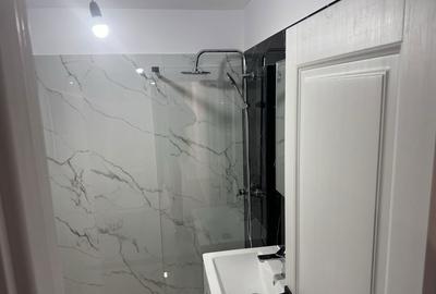 Apartament cu 3 camere decomandat în Central - 1