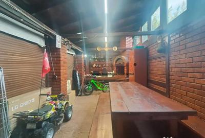 Casă cu 4 camere cu Teren 220 Mp în Glina - 1