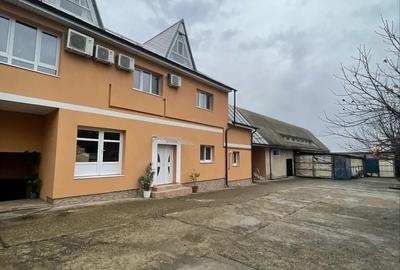 Casă cu 6 camere în Central - 1