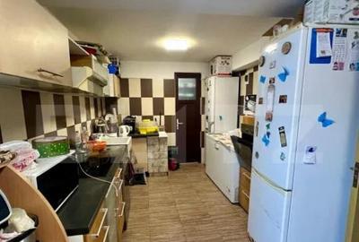 Oportunitate!Casa, 6 camere de vanzare, COMUNA LIVADA, 984 - 1