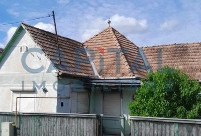 Casa individuala cu 2 camere in Ozd, Mures