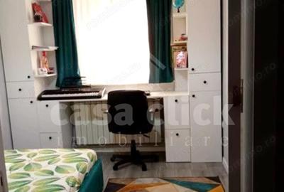 Apartament cu 3 camere decomandat, mobilat în Micro 20 - 3