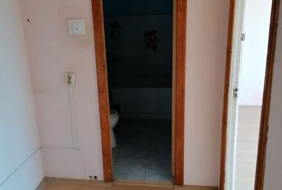 Apartament cu 3 camere în Tineretului - 14
