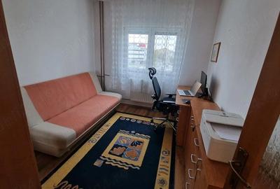 Apartament cu 3 camere decomandat în Soarelui - 5