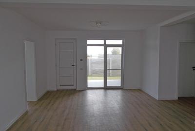 Casa pe parter, Mosnita Veche, 4 camere, 103mp util, 742mp teren - 3