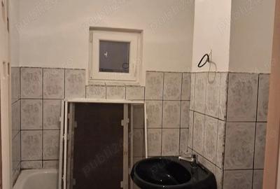 Apartament cu 3 camere decomandat în Central - 1