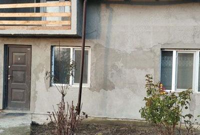 Casa cu mansarda de vanzare sau inchiriere pe termen lung - 1