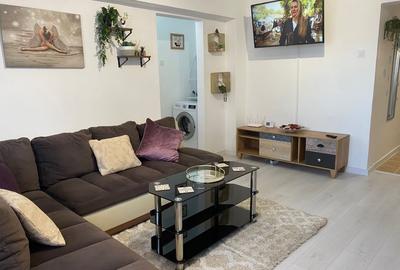 Chirie - Apartament 4 camere, etaj intermediar, mobilat utilat modern, Turnisor. Chirie - Apartament 4 camere, etaj intermediar, mobilat utilat modern, Turnisor. - 2