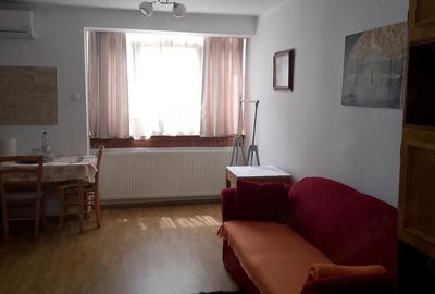 Garsonieră decomandată în Central - 8