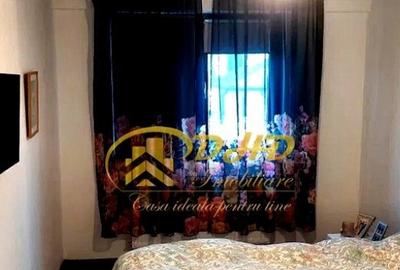 Apartament cu 2 camere decomandat în Galata