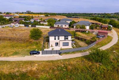 VILA SMART DE VANZARE - VEDERE LAC - 2
