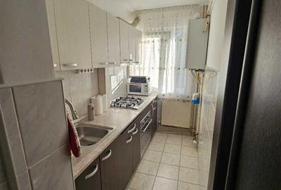 Apartament cu 3 camere semidecomandat, mobilat în Alexandru cel Bun - 6