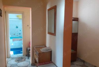 Vanzare Apartament 2 camere cf.1 decomandat etajul 4 in zona Progresu - 2