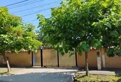 Casă cu 6 camere cu Teren 1401 Mp în Afumați - 4