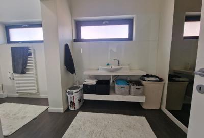 Apartament cu 3 camere decomandat, mobilat în Central - 18