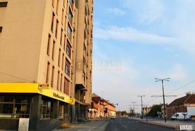 Complex Studentesc - semicentral 60mp UTILI; bucatarie inchisa. - 19