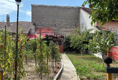 Casa de vanzare cu 411 mp teren ultracentral in Oradea - 5