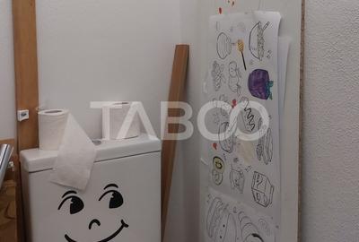 Apartament renovat 66 mp 3 camere 2 bai balcon pivnita Cisnadie - 11