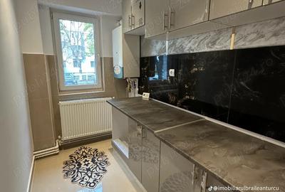 Apartament cu 2 camere decomandat în Viziru 3 - 8