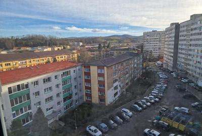 Apartament cu 2 camere semidecomandat în Central - 1
