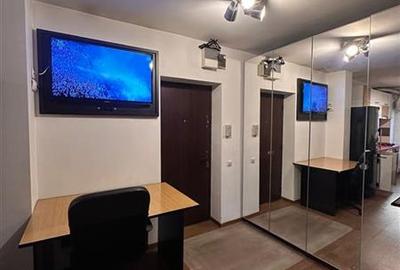 Garsonieră semidecomandată, mobilată în Trafic Greu - 9