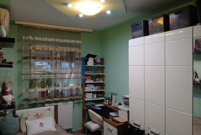 Apartament cu 3 camere semidecomandat, mobilat în Dacia - 14