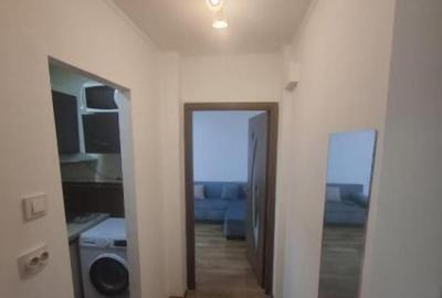 Apartament cu 3 camere semidecomandat în Tomis Nord - 1