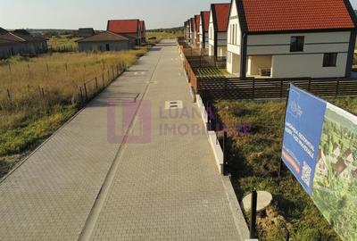 Casă individuală cu 4 camere cu Canalizare în Central - 7