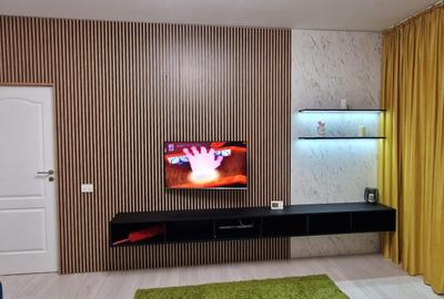 Apartament cu 2 camere decomandat în Roșu