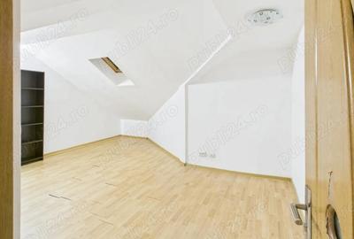 Apartament cu 2 camere decomandat în Dâmbovița