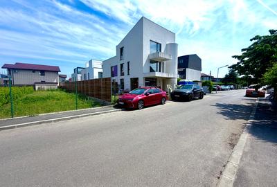 Casă individuală cu 8 camere cu Canalizare în Sud - 35