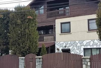 Resedinta cu 8 camere in Orasul Breaza - 19