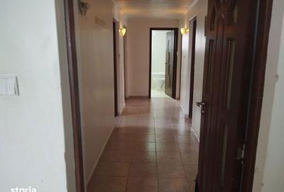 Casă cu 4 camere decomandat cu Teren 120 Mp în Cernica - 2