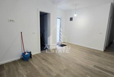 Jumatate de duplex pe parter cu 3 camere si 2 bai, Sag - 3