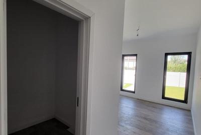 Singulara pe parter | placa de beton | 525mp teren | garaj Singulara pe parter | placa de beton | 525mp teren | garaj - 10