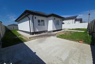 Casă cu 3 camere cu Teren 350 Mp în Berceni - 4