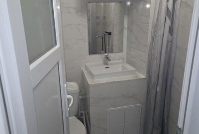 Garsonieră decomandată în Central - 4