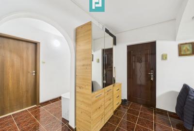 Apartament cu 3 camere în zona Girocului - 15
