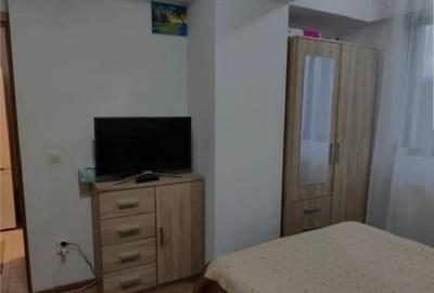 Apartament cu 2 camere decomandat în Podu Roș - 3
